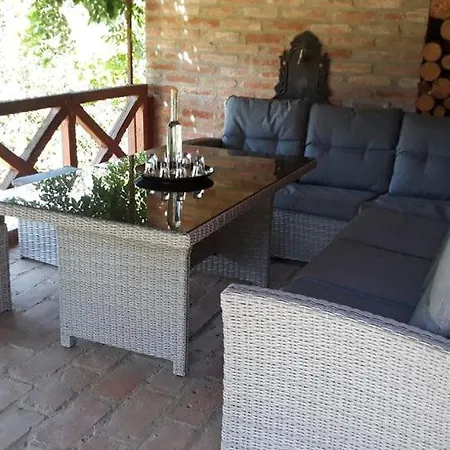 ゲストハウス Vadszolos Porta Ispánk